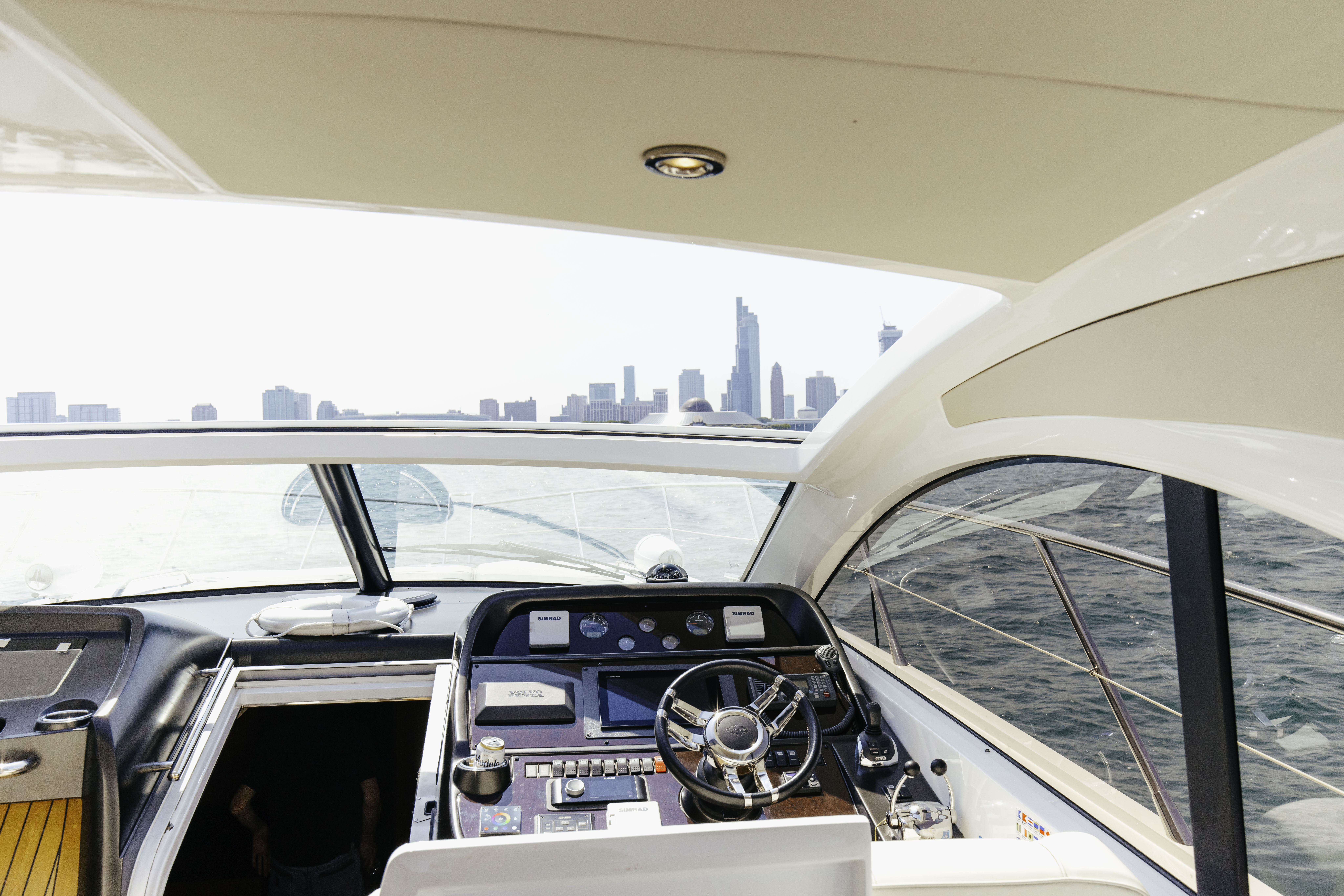 Sunseeker Portofino 50ft thumbnail 3