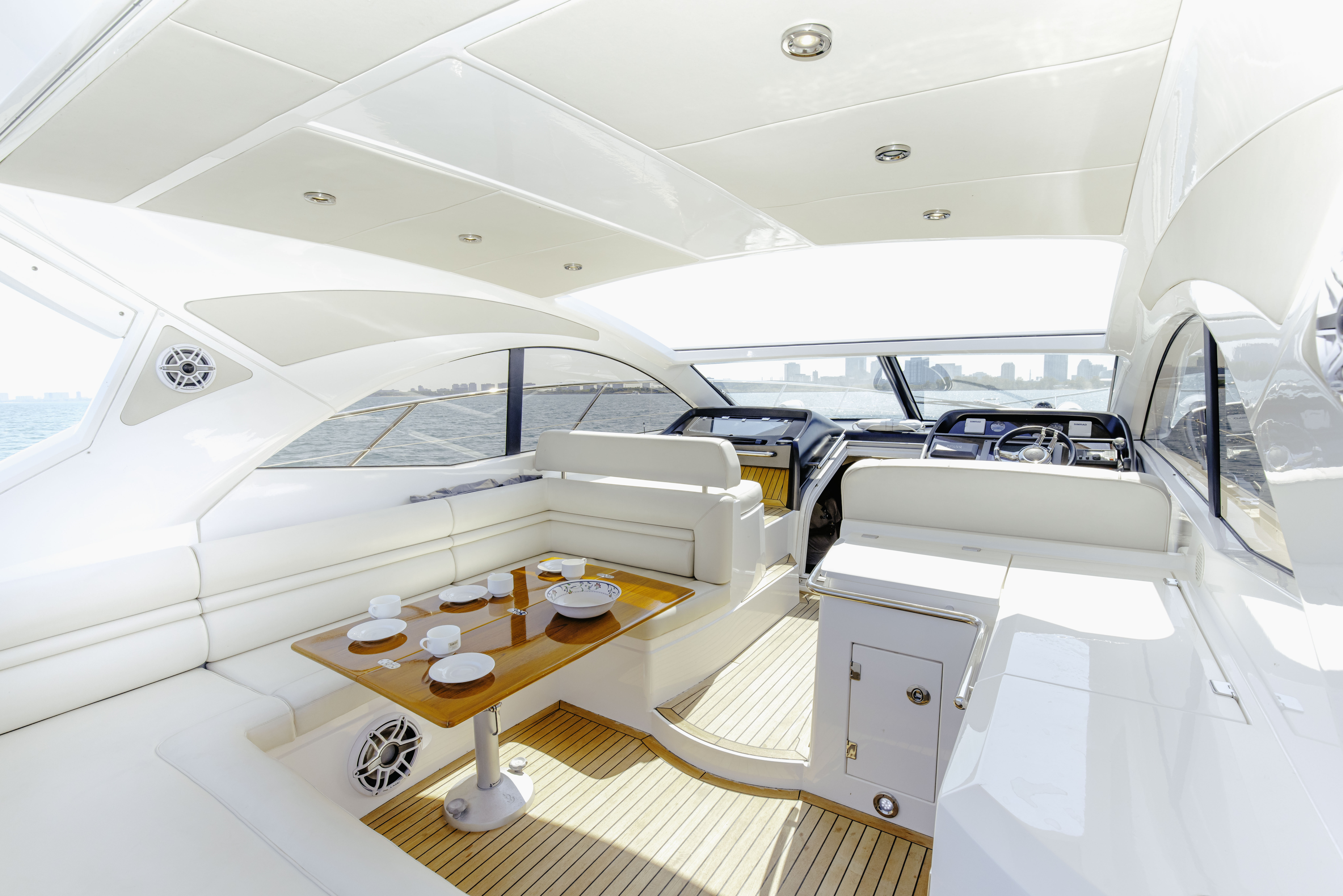 Sunseeker Portofino 50ft thumbnail 6