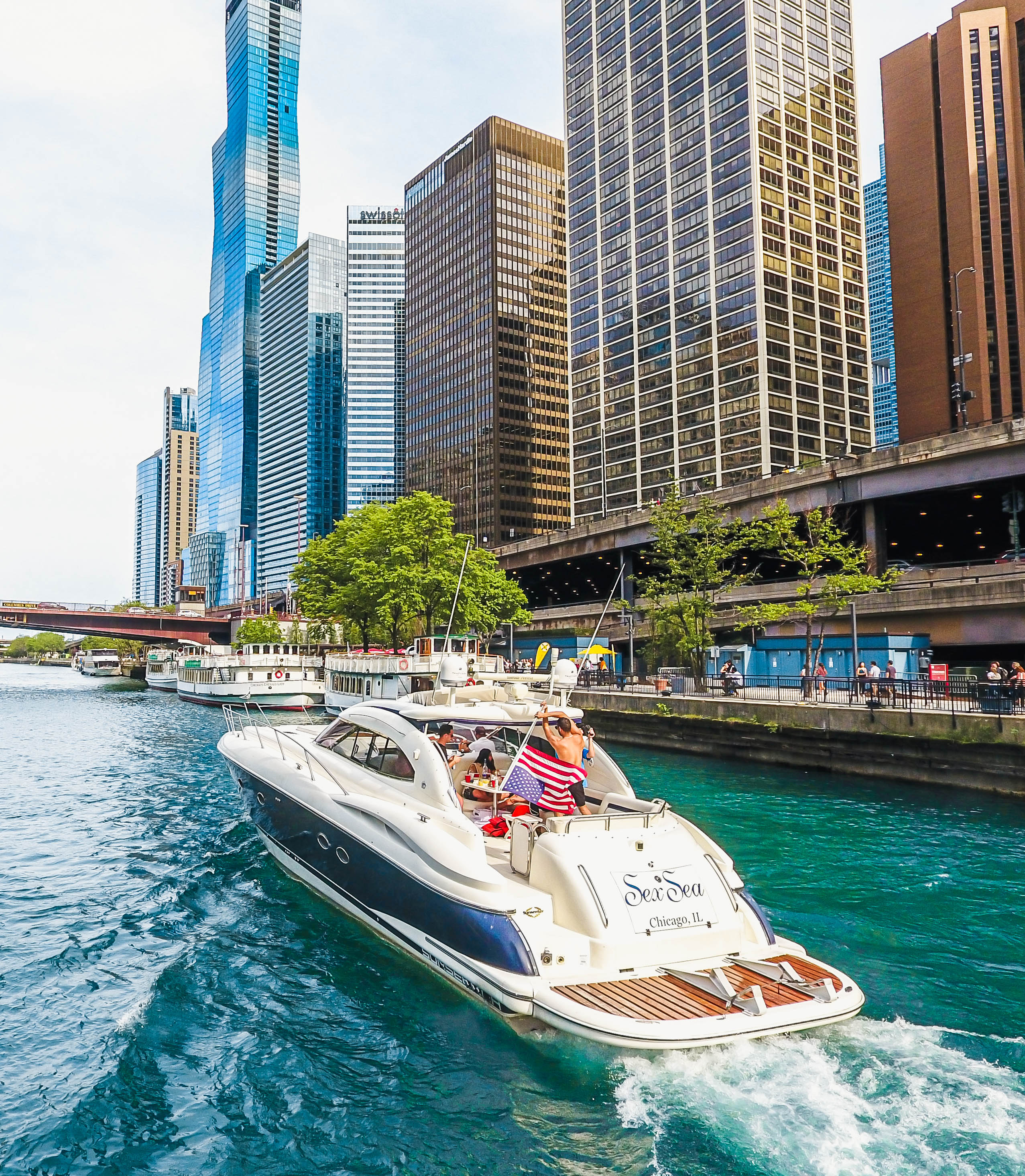 Sunseeker Predator 60ft thumbnail 2